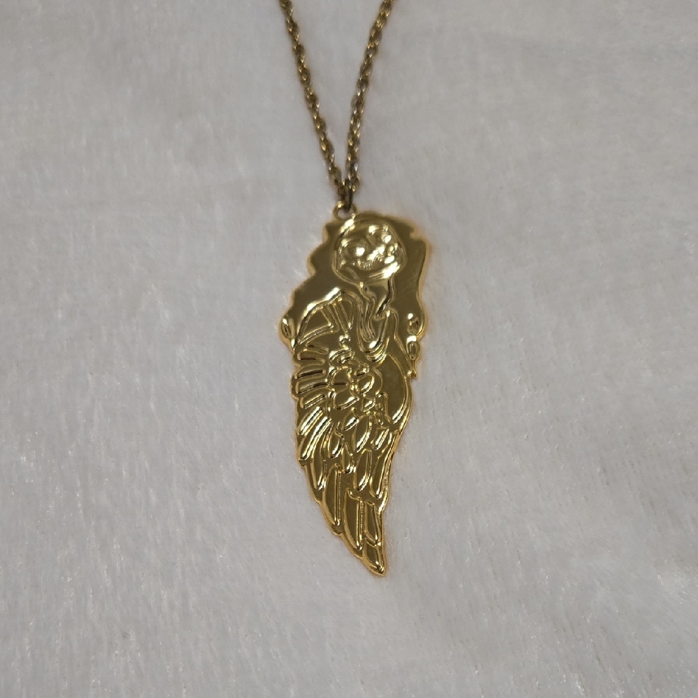 Gold Angel Wing Pendant Necklace